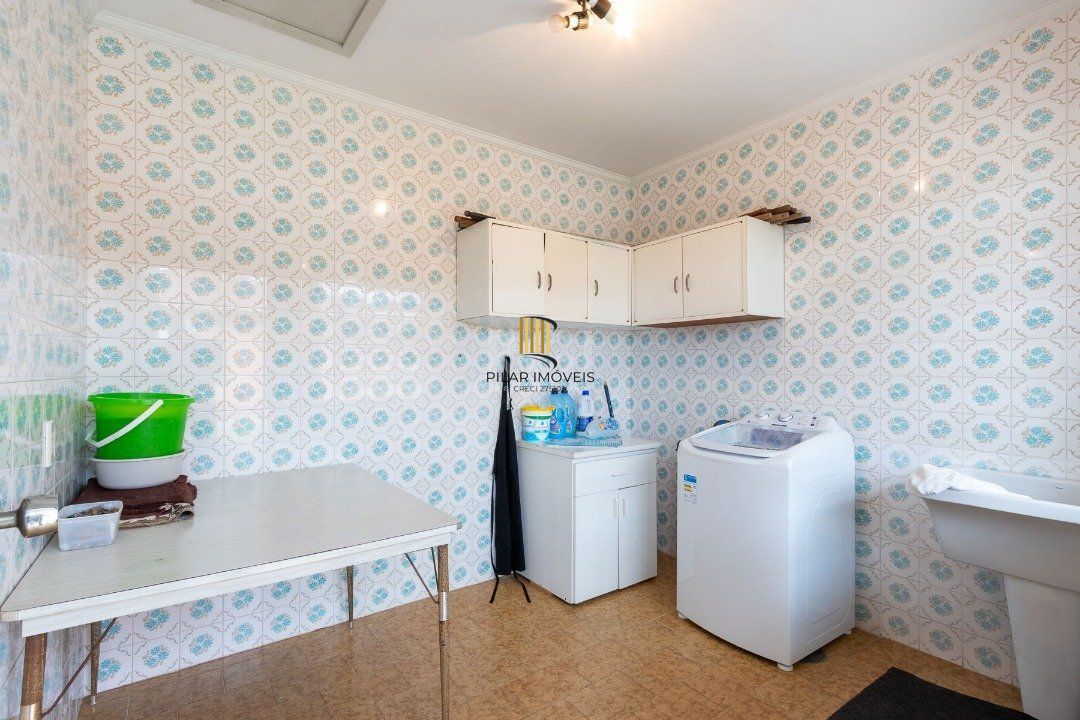 Casa para Venda - 280m², 4 dormitórios, sendo 1 suites, 3 vagas - Vila Assunção