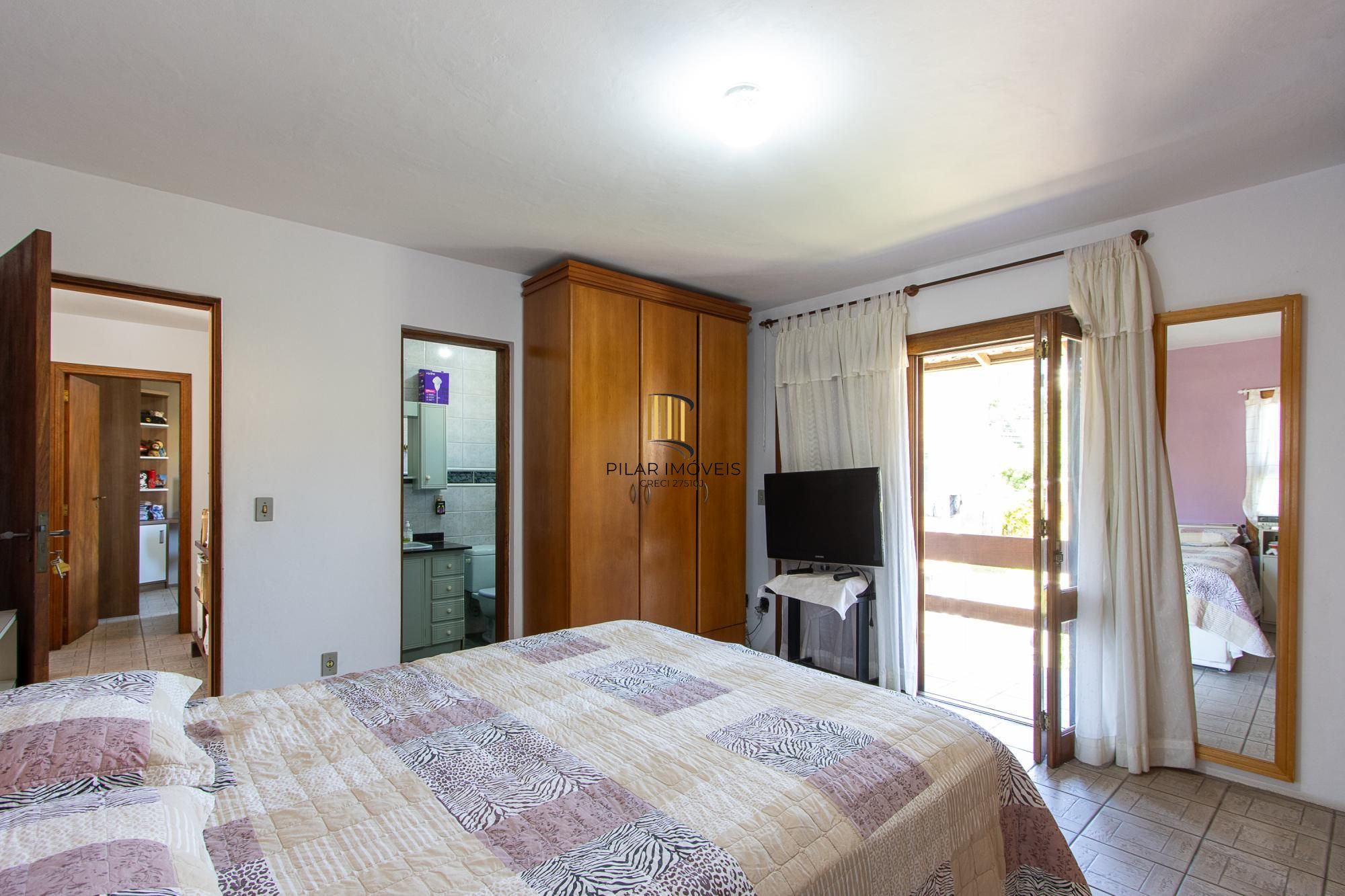 Casa 3 dormitórios no bairro Tristeza