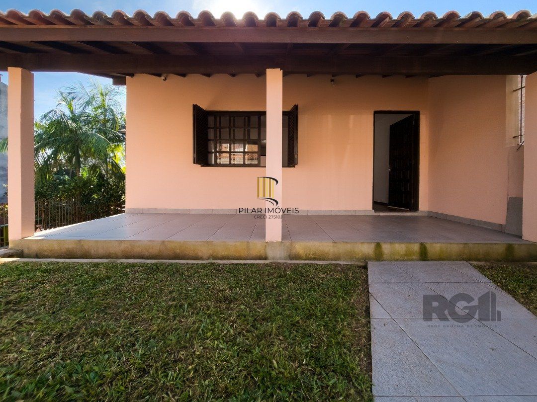 Casa 3 dormitórios no bairro Ipanema
