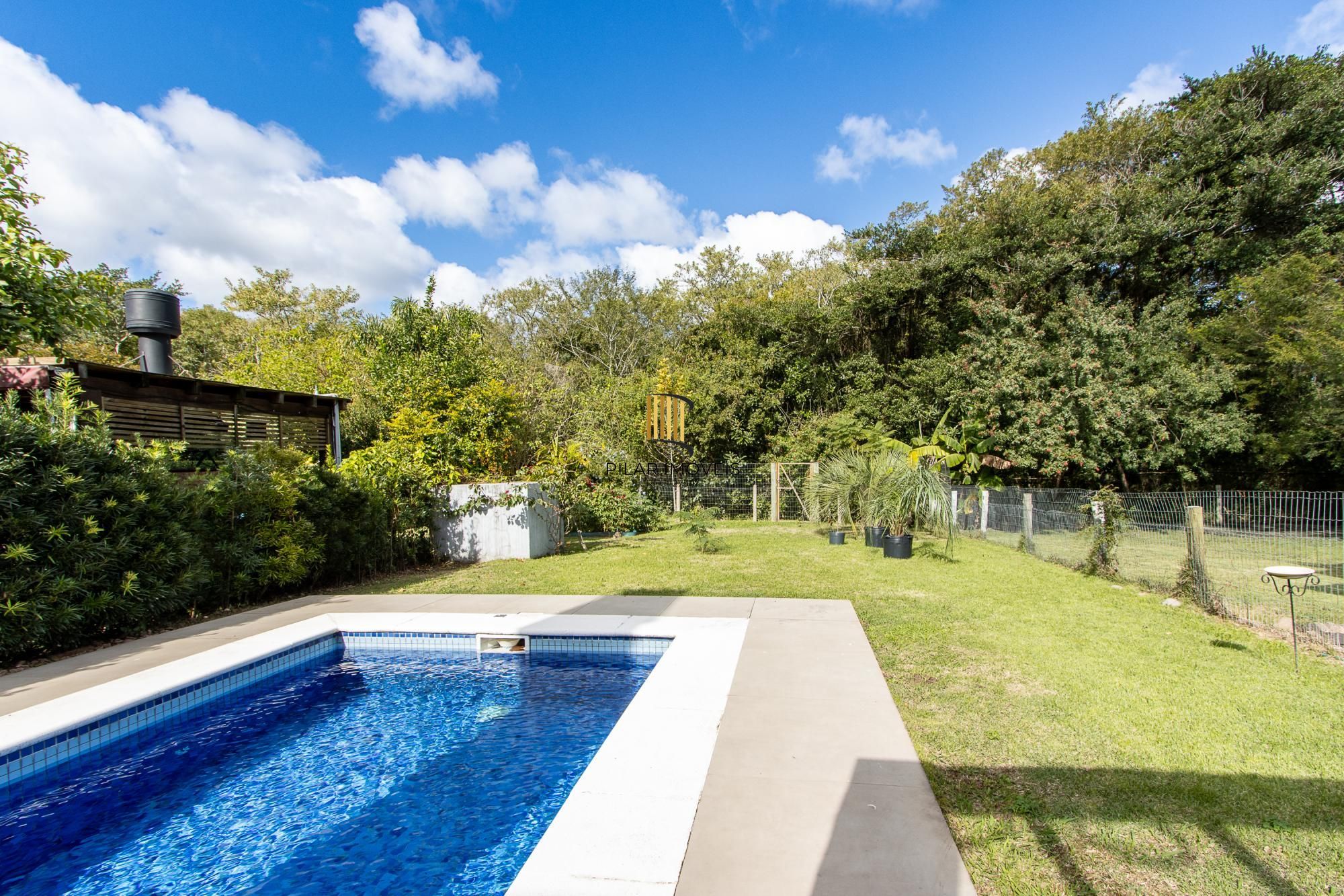 Casa no Condominio Terra Ville, com 3 quartos, piscina aquecida, espera elevador