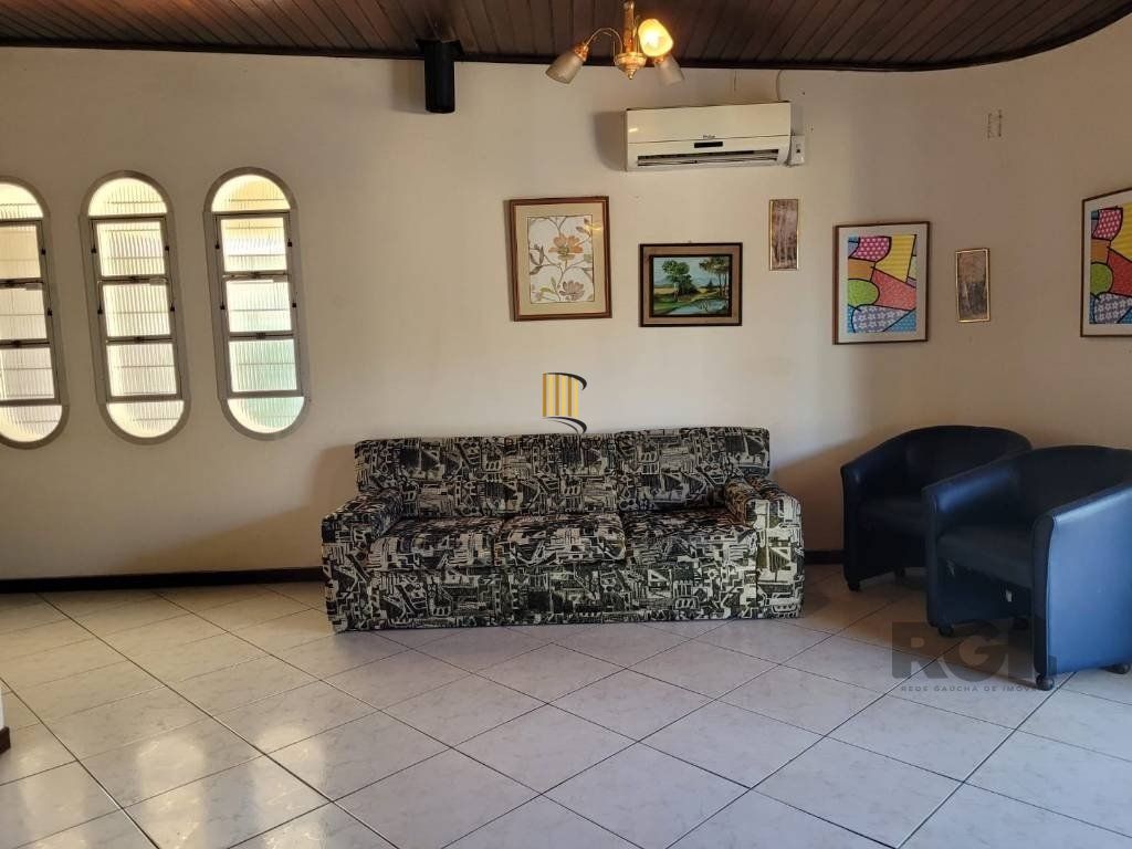 Casa 3 dormitórios no bairro Atlântida