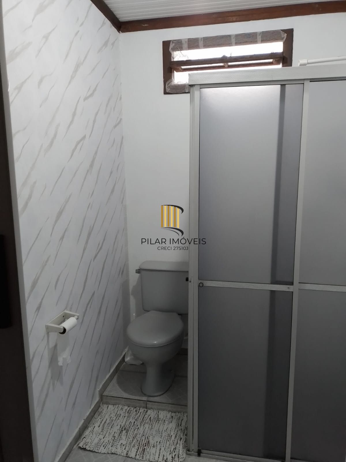 Casa 4 dormitórios no bairro Vila Nova