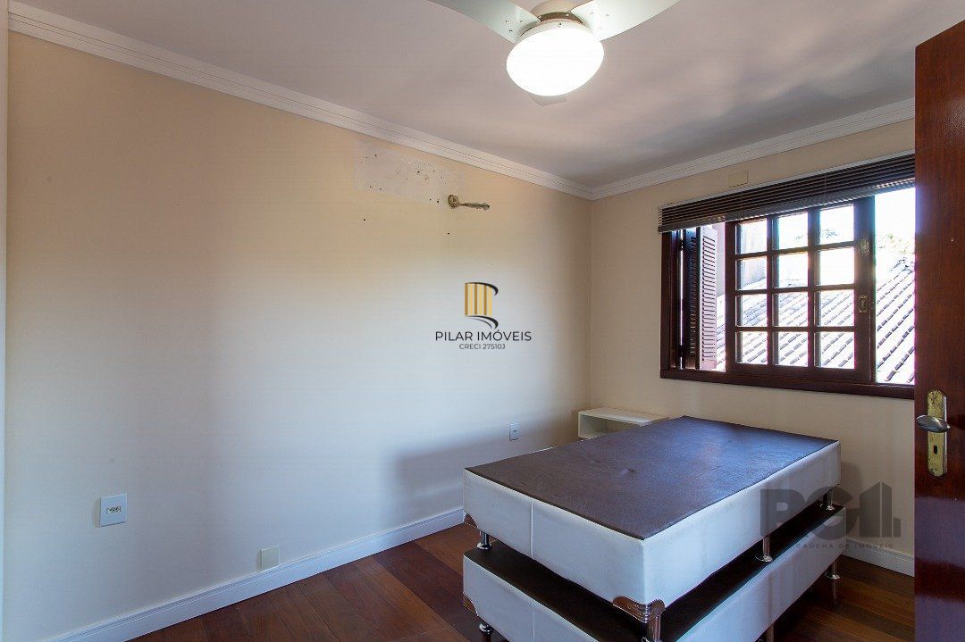 Casa 3 dormitórios no bairro Vila Nova