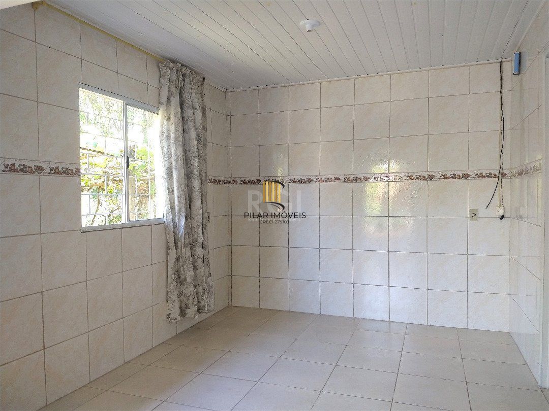 Casa para Venda - 81m², 2 dormitórios, 4 vagas - Vila Nova