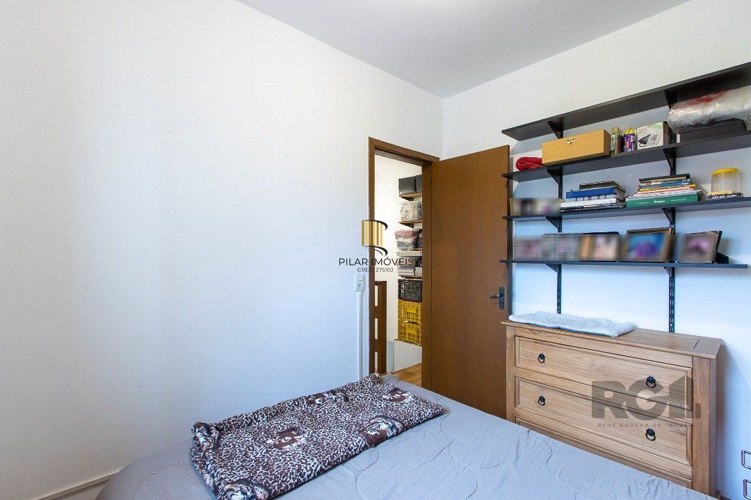 Casa 3 dormitórios no bairro Hípica