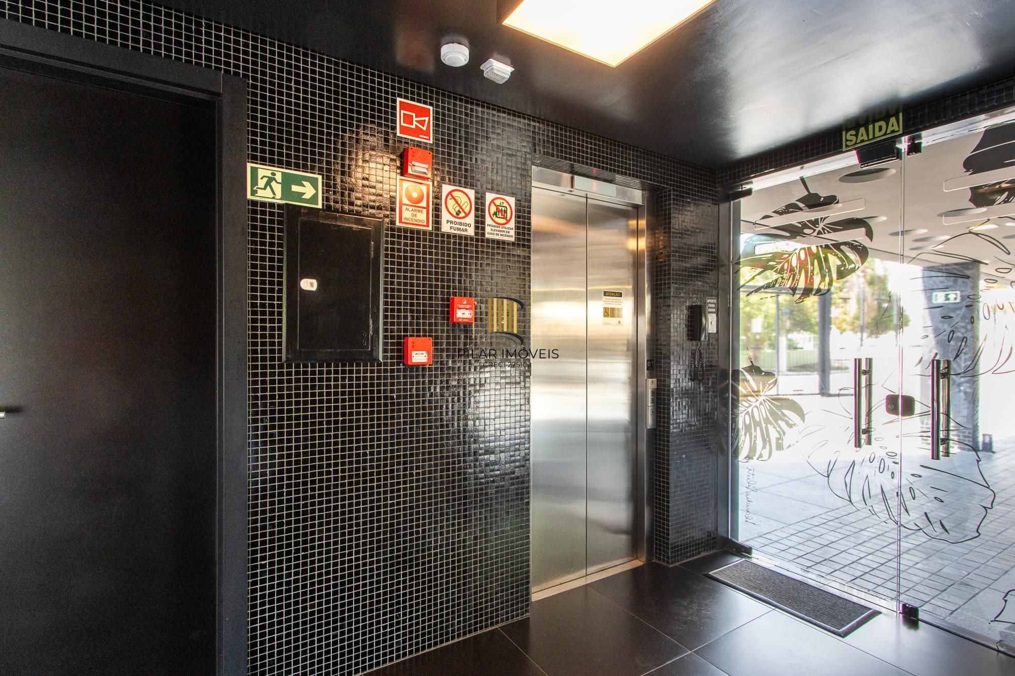 Apartamento 2 dormitórios no bairro Passo da Areia