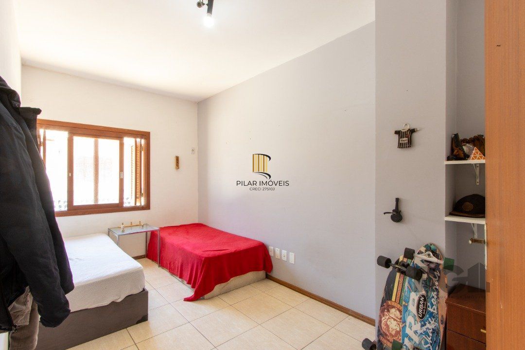 Casa para Venda - 135m², 3 dormitórios, sendo 1 suites, Hípica