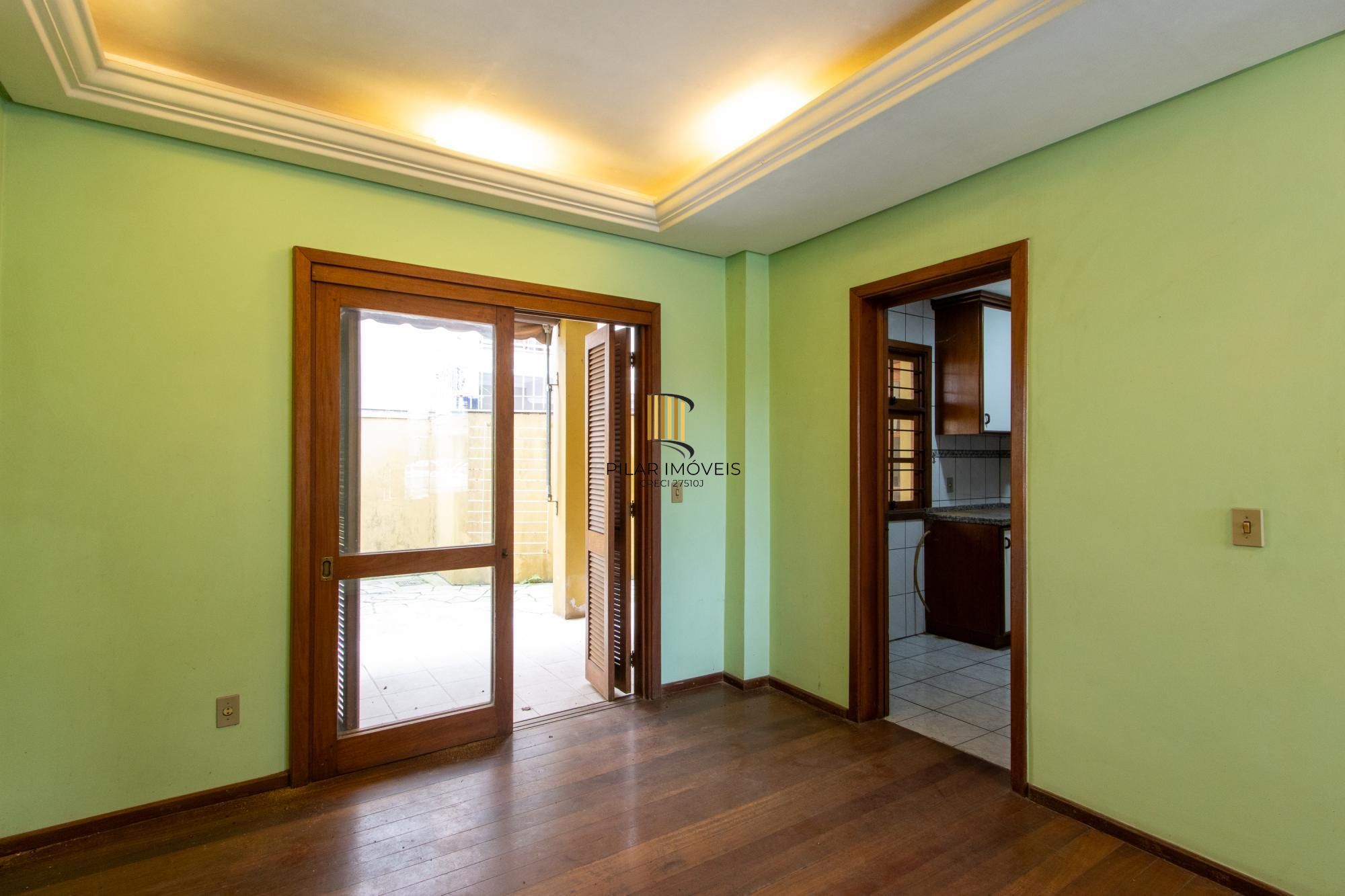 Casa de Condomínio 3 dormitórios no bairro Ipanema