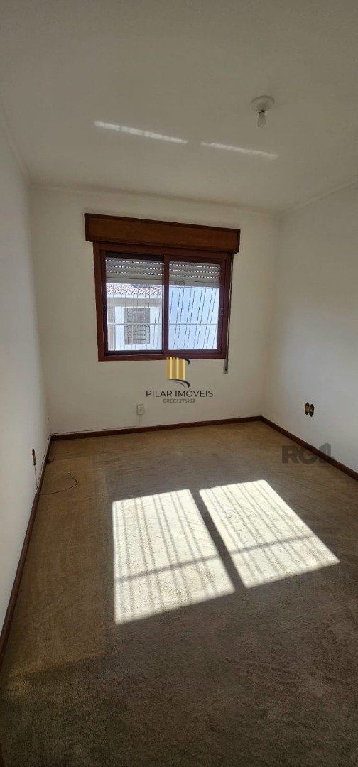 Casa 4 dormitórios no bairro Jardim Sabará