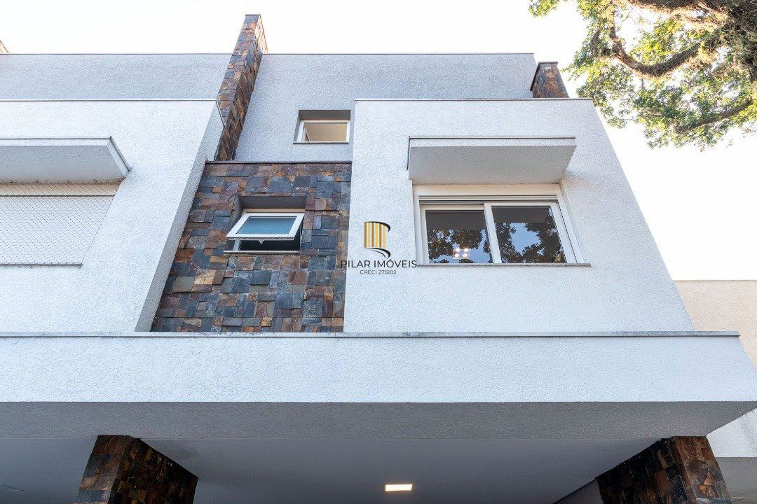 Casa Condominio para Venda - 202m², 3 dormitórios, sendo 1 suites, 2 vagas - Tristeza