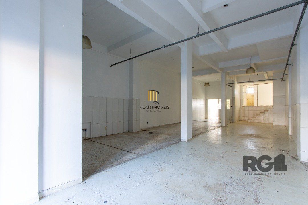 Loja para venda no bairro São João, com 160,50 m², 02 banheiros
