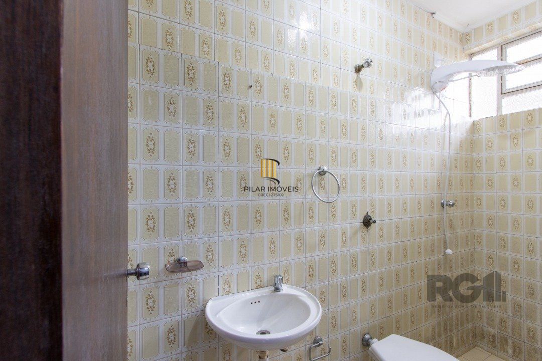 Casa ampla à venda em Santa Tereza - Porto Alegre