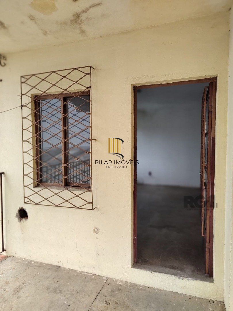 Casa para Venda - 247.37m², 4 dormitórios, 4 vagas - Partenon