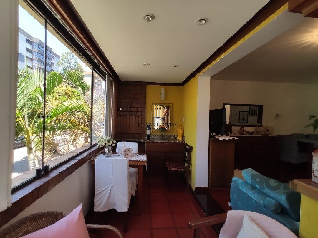 Apartamento 2 dormitórios no bairro Tristeza