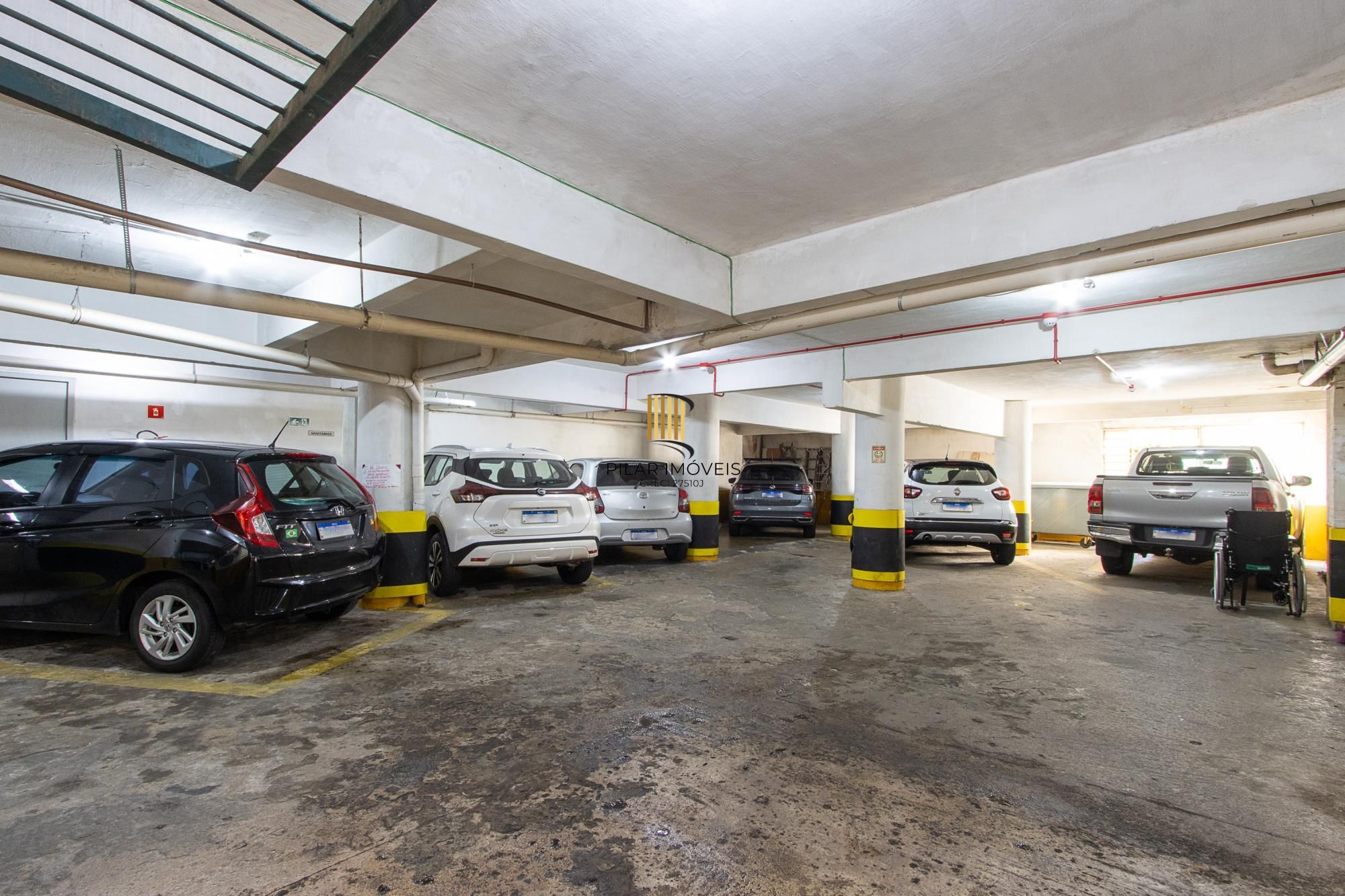 Apartamento 3 Dormitórios Ensolarado no Centro de Porto Alegre