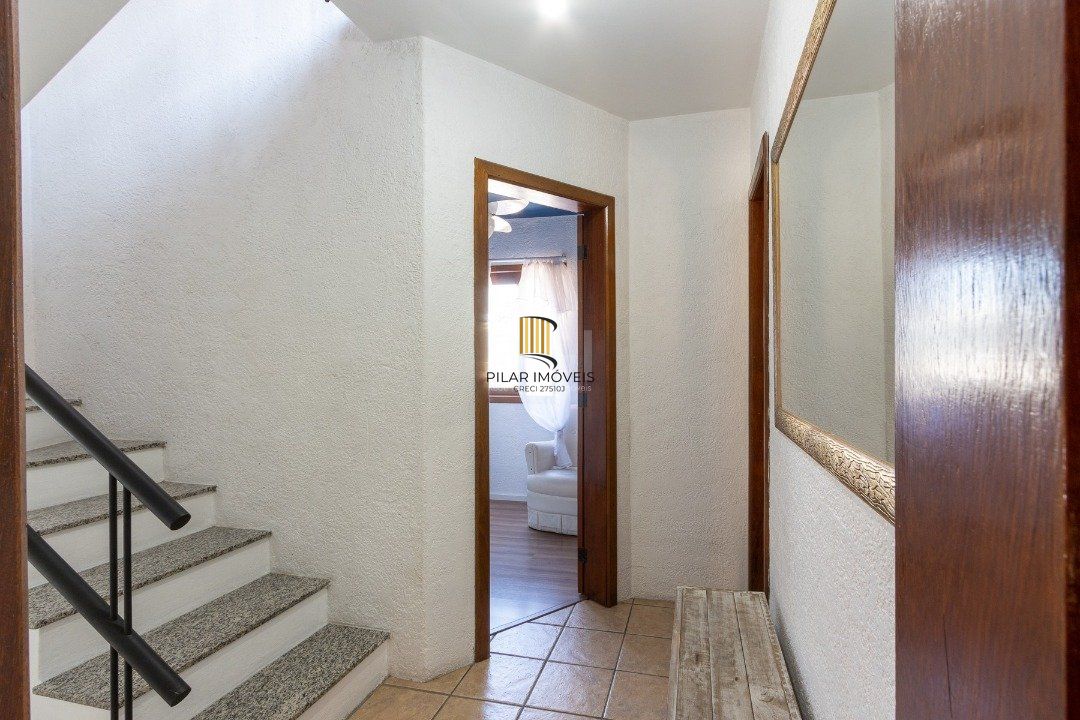 Casa de Condomínio 3 dormitórios no bairro Tristeza