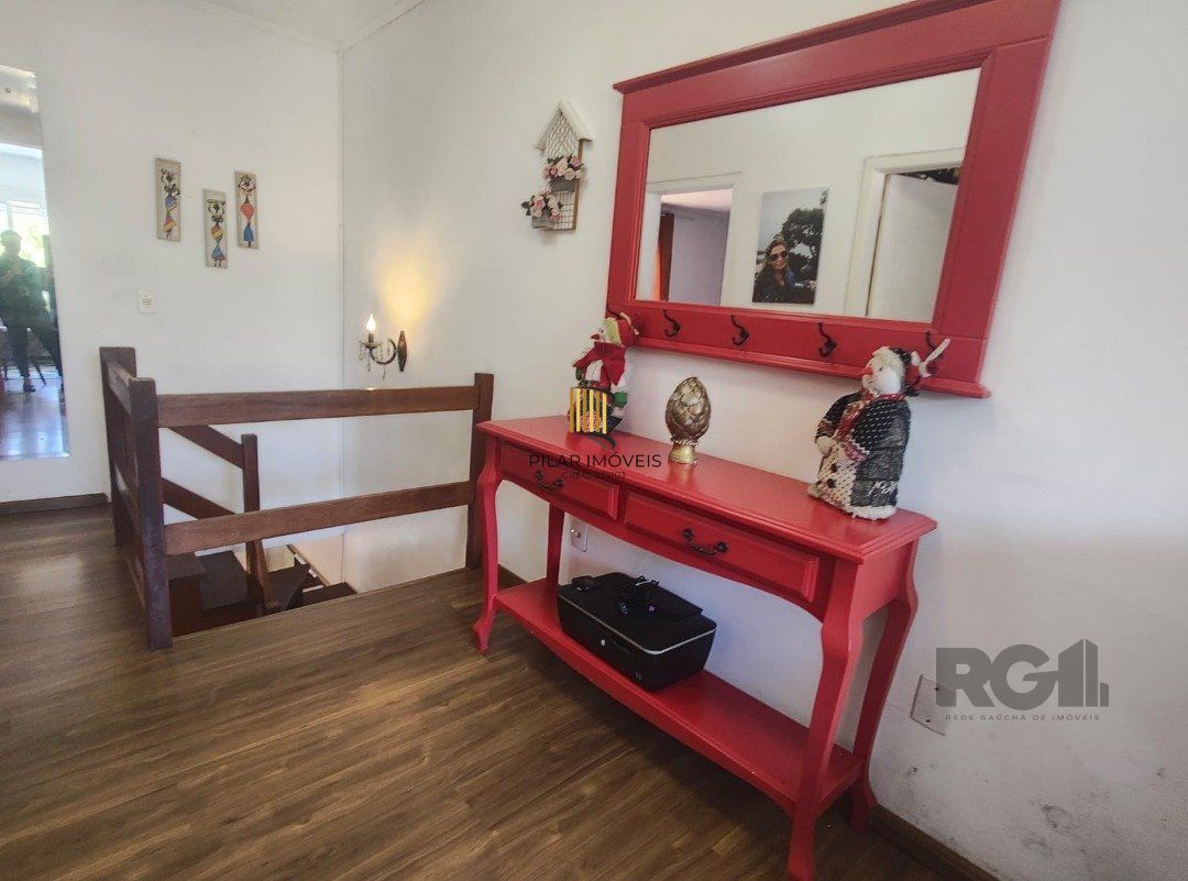 Casa de Condomínio 3 dormitórios no bairro Cavalhada