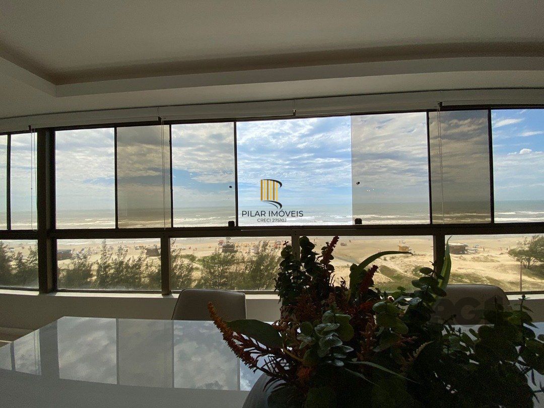 Apartamento à Beira Mar