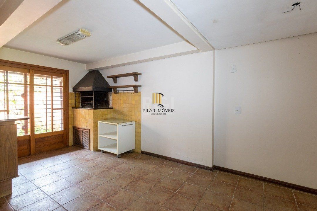 Casa para Venda - 178m², 3 quartos, 1 suite, 2 vagas - Jardim Isabel
