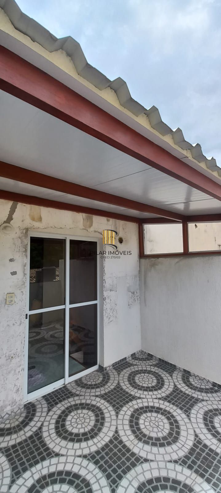 Res.Cond. Fechado 3 dormi banho social + aux. ,  sacada churras e box carro