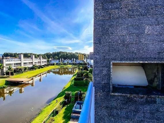 Casa de Condomínio 3 dormitórios no bairro Atlântida Sul