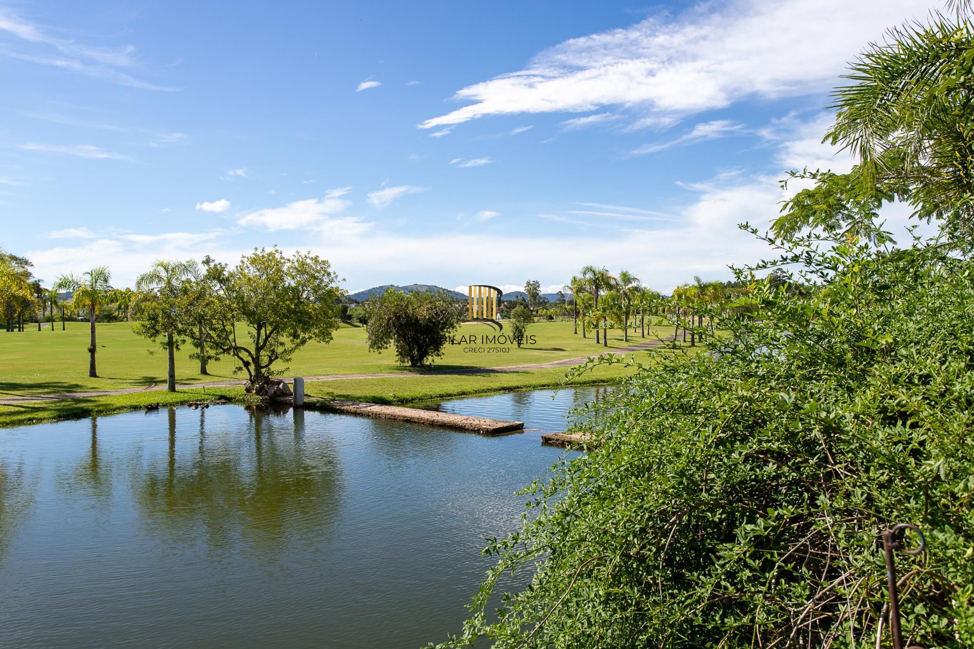 Casa de Condomínio 4 dormitórios no bairro Terraville