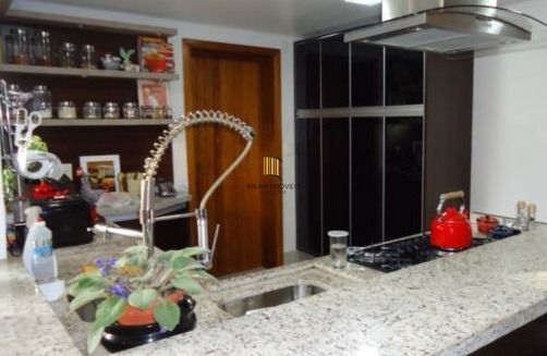 Casa 3 dormitórios no bairro Espírito Santo