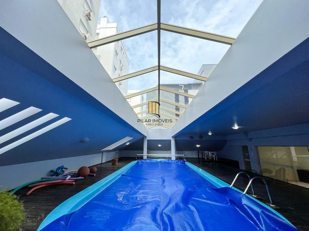 Magnífica Cobertura com vista eterna para o mar