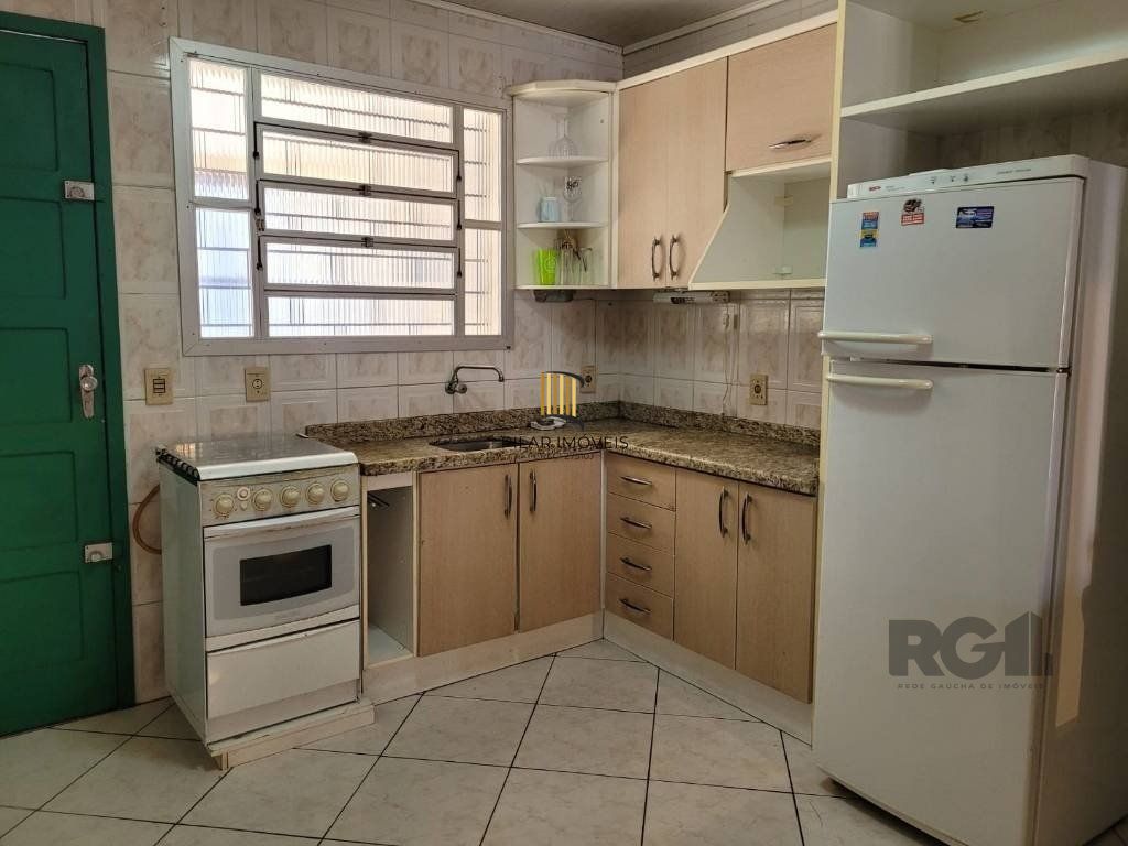 Casa 3 dormitórios no bairro Atlântida