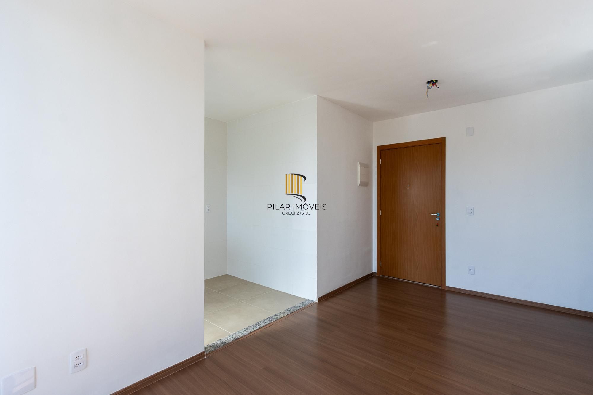 Apartamento no 5 andar de frente com 2 dormitórios