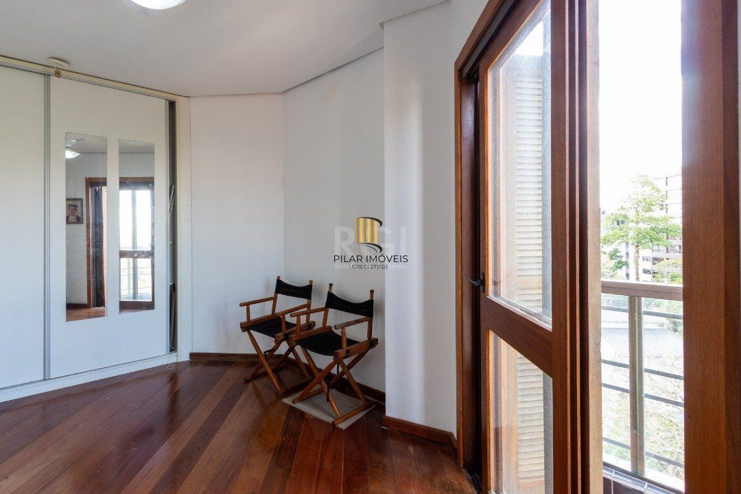 Cobertura para Venda - 157.05m², 2 dormitórios, 2 vagas - Tristeza