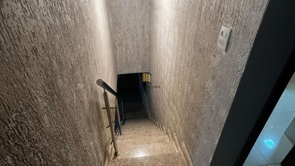 Casa 5 dormitórios no bairro Jardim Algarve