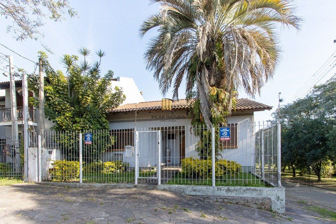 Casa 4 dormitórios no bairro Nonoai - Pilar Imóveis