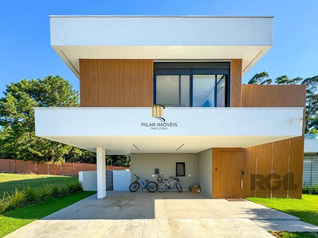 Casa Condominio para Venda - 340m², 4 dormitórios, sendo 4 suites, 4 vagas - Alphaville