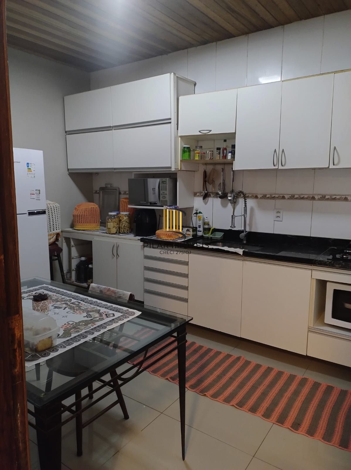 Casa para Venda - 182m², 2 dormitórios, sendo 1 suites, 3 vagas - Lami