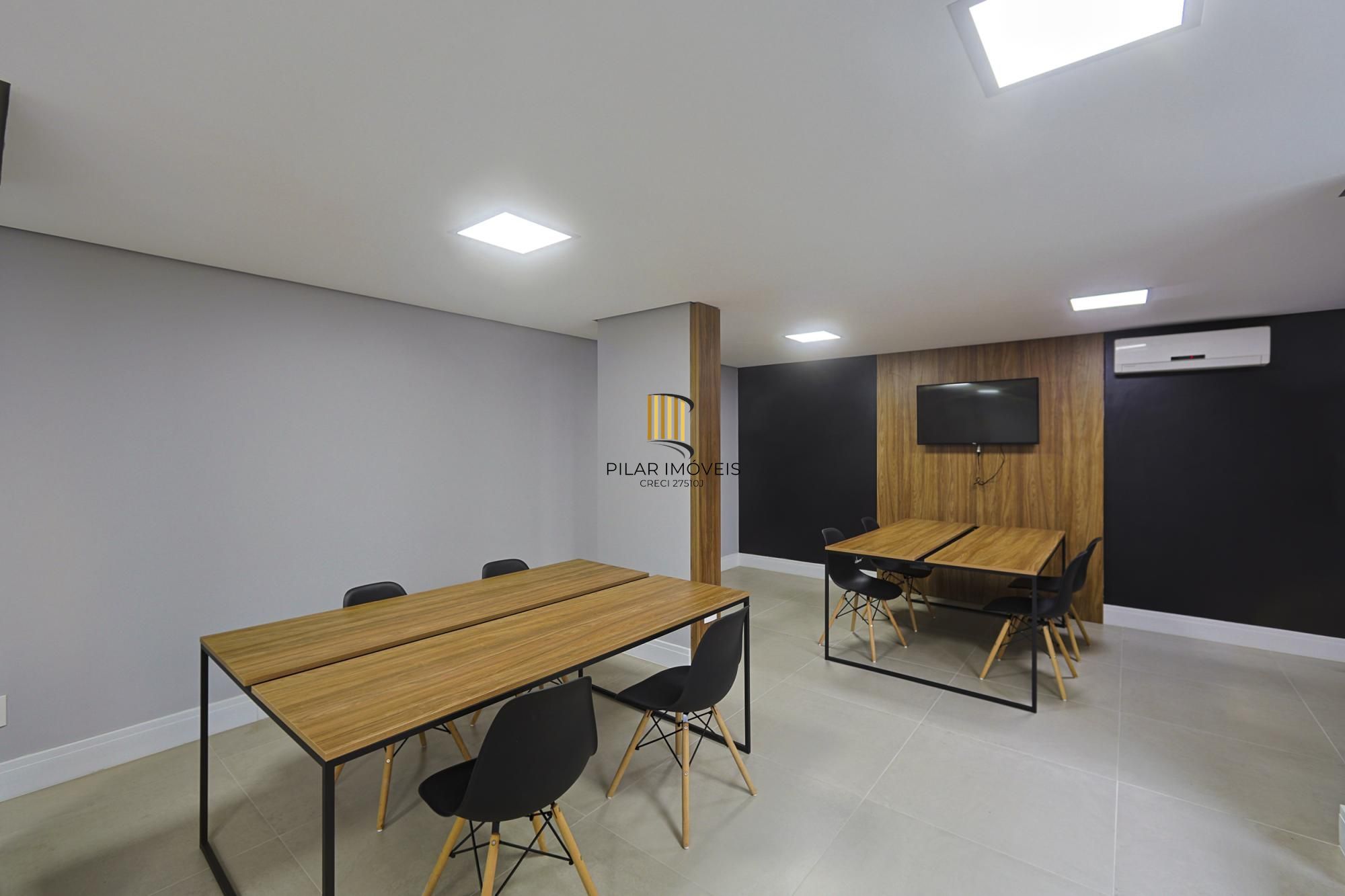 Apartamento com 217m² e 3 dormitórios no bairro Tristeza em PORTO ALEGRE para Comprar