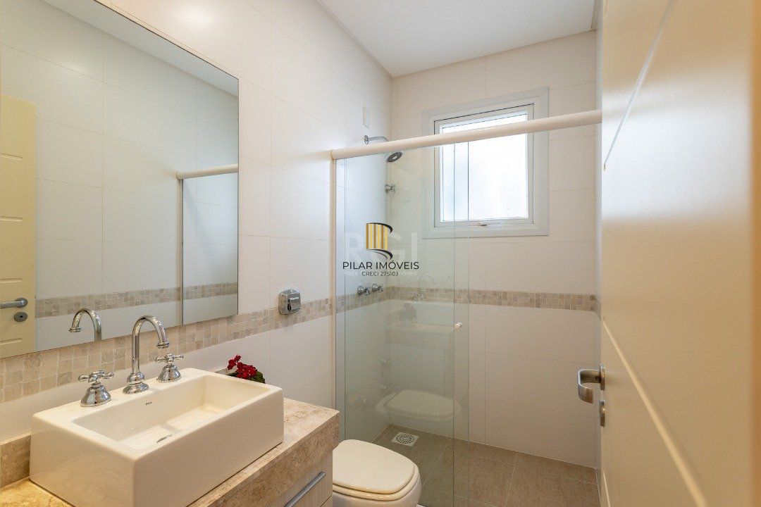 Casa Condominio para Venda - 399m², 5 dormitórios, sendo 5 suites, 4 vagas - Atlântida