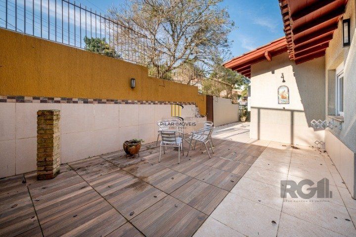 Casa 3 dormitórios no bairro Jardim Isabel