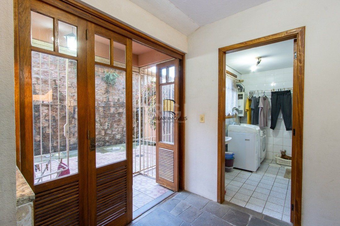 Casa de Condomínio 3 dormitórios no bairro Espírito Santo