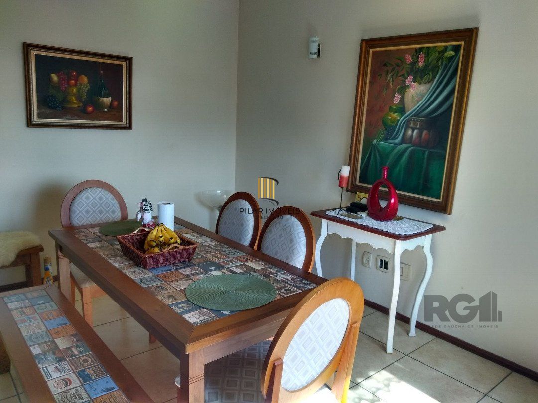 Casa 4 dormitórios no bairro Espírito Santo