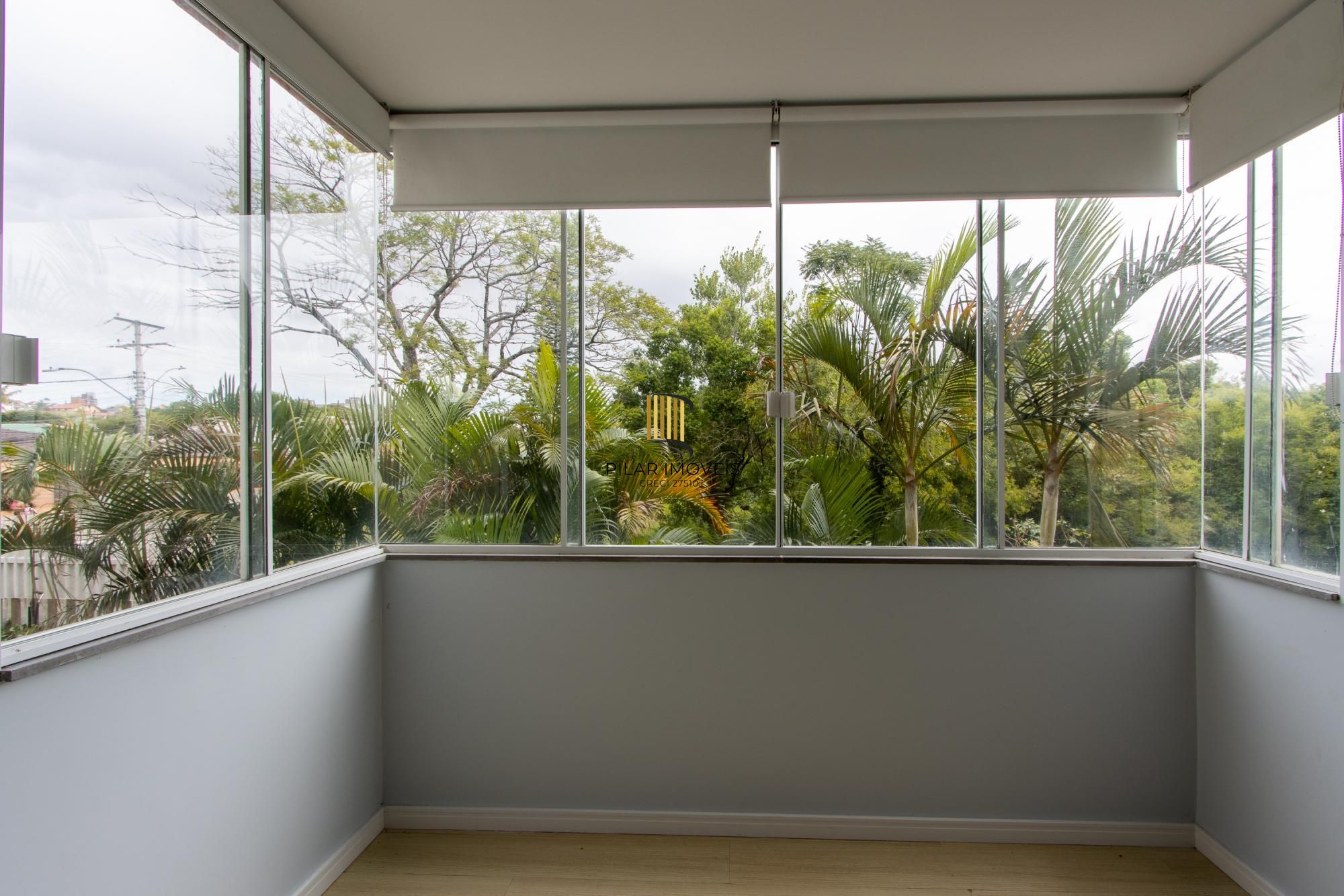 Apartamento 2 dormitórios no bairro Camaquã