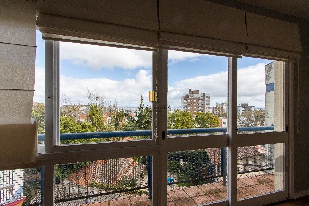 Apartamento com 3 dormitórios na Rua Dr. Barcelos