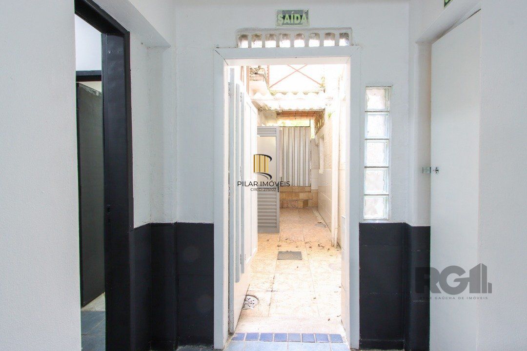 Loja com 129m² privativos