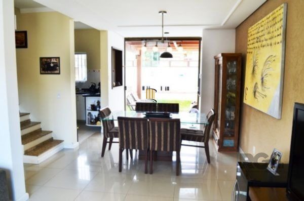 Casa para Venda - 140m², 3 dormitórios, sendo 1 suites, 1 vaga - Hípica