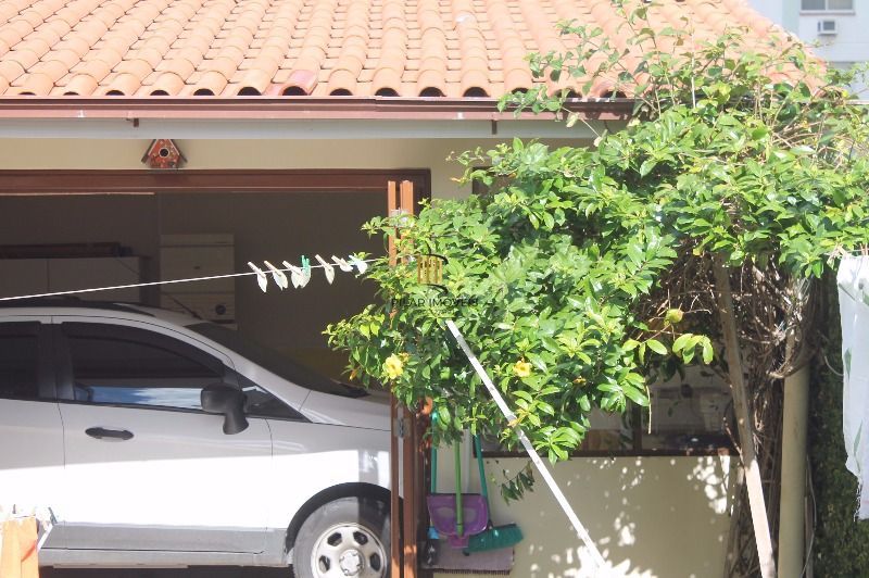 Casa para Venda - 290.67m², 4 dormitórios, sendo 1 suites, 4 vagas - Camaquã