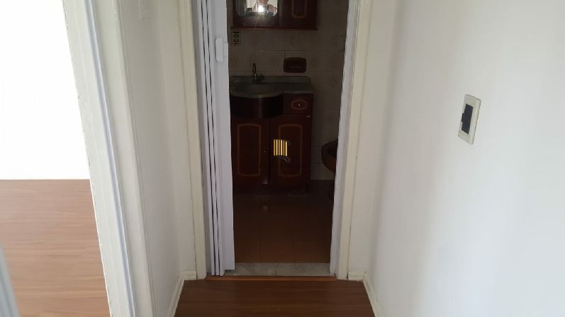 Apartamento de 1 dormitório e 1 vaga escriturada no bairro Camaquã.