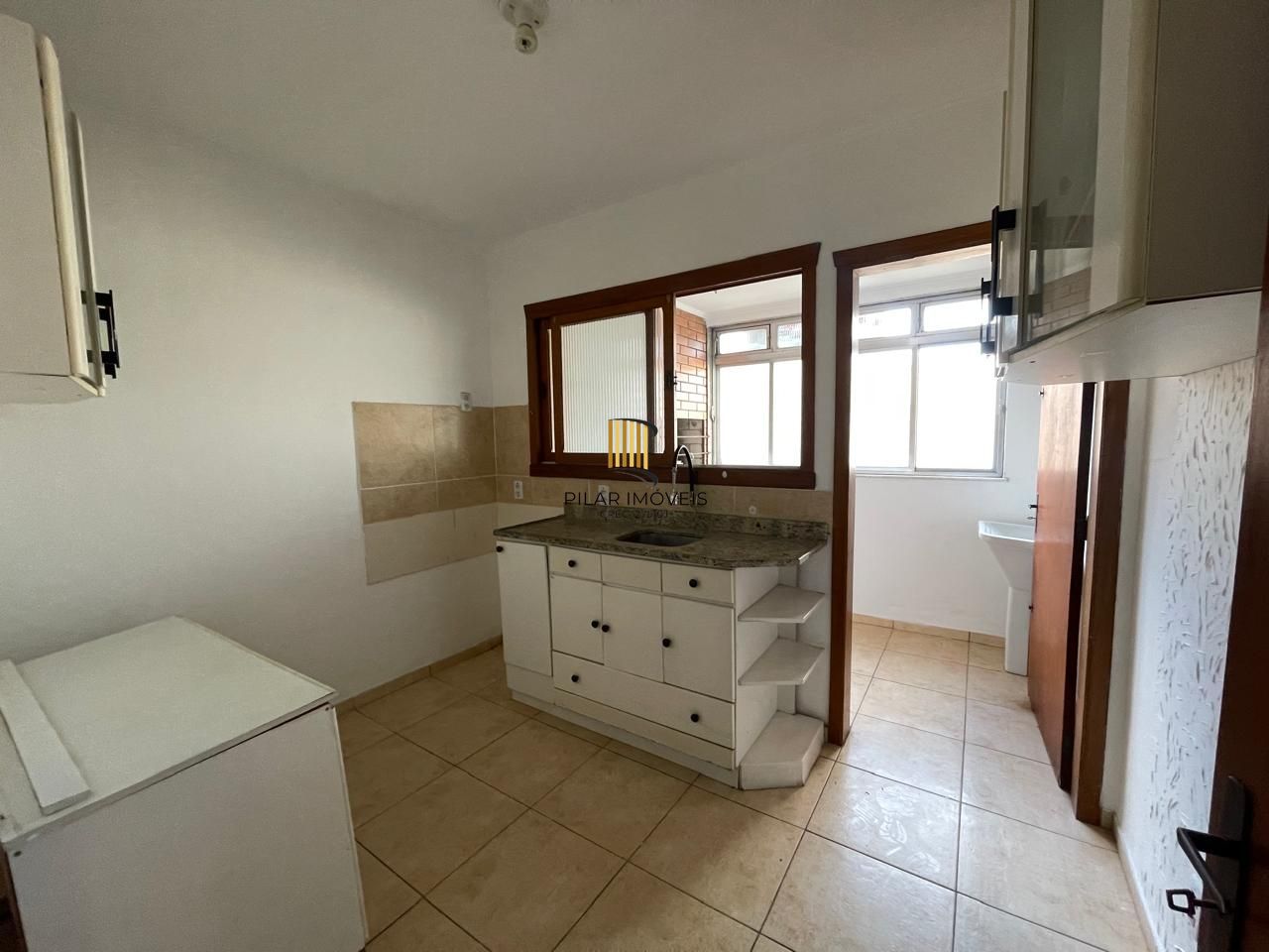 Apartamento com 02 dormitórios, 01 suíte, 74,53m2 privativos e 02 vagas de garagem cobertas!