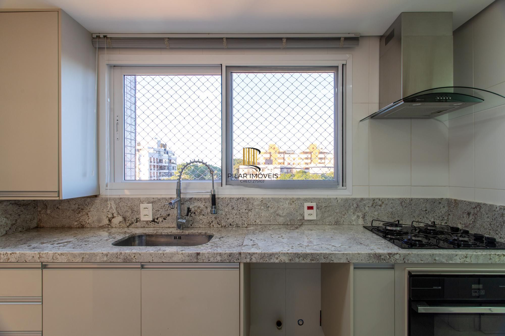 Excelente apartamento de 3 quartos, 1 suíte e 2 vagas de garagem cobertas.