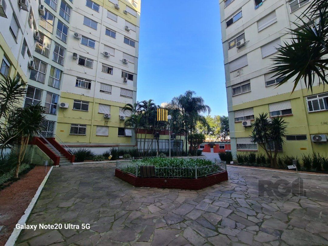 Apartamento 2 dormitórios no bairro Camaquã