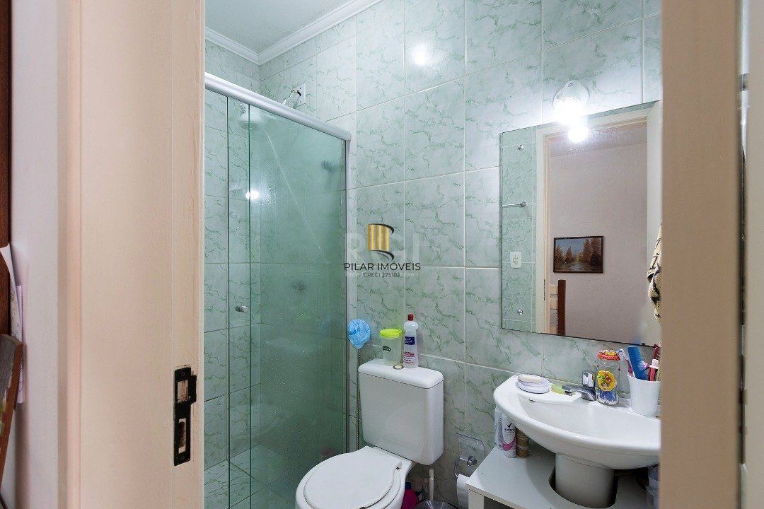 Casa para Venda - 124m², 2 dormitórios, sendo 1 suites, 2 vagas - Hípica